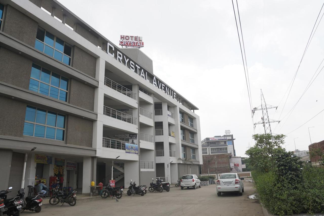 Oyo 25009 Hotel Crystal Ahmedabad Exterior photo